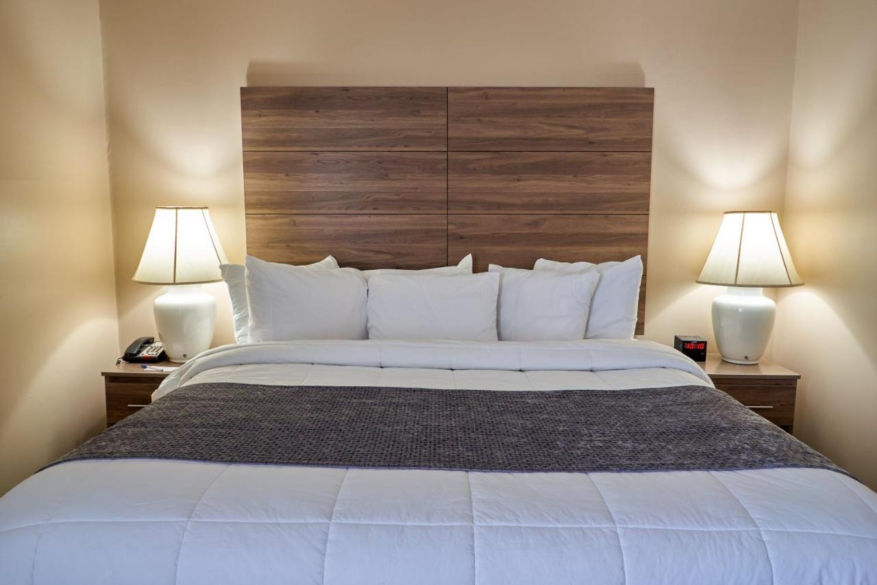 Seaport Resort And Marina Fairhaven Екстер'єр фото