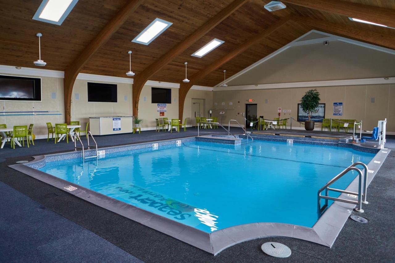 Seaport Resort And Marina Fairhaven Екстер'єр фото